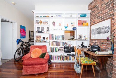 482 Beacon St unit 42, Boston, MA 02115 - photo 6