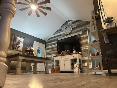 1519 Copper Run Way, Bowling Green, KY 42101 - photo 2