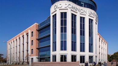 870 W 42nd St, Norfolk, VA 23508 - photo 3