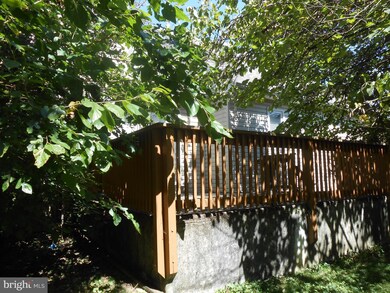 218 Glenside Ave, Wilmington, DE 19803 - photo 2