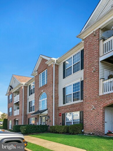 2511 Shelley Cir unit 3C, Frederick, MD 21702 - photo 2