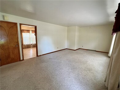 1524 Bell Ave, Mattoon, IL 61938 - photo 6