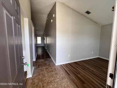 5328 Beatle Ct, Jacksonville, FL 32244 - photo 4