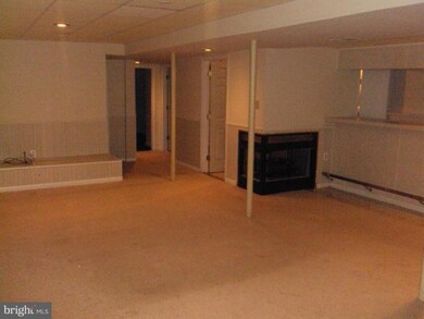 5737 Hiland Ave, Lanham, MD 20706 - photo 6