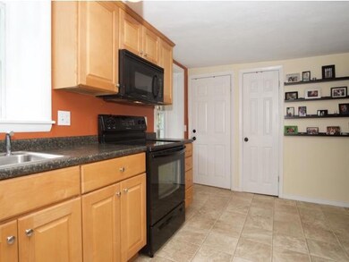 413-2 Second St unit 2, Rollinsford, NH 03869 - photo 6