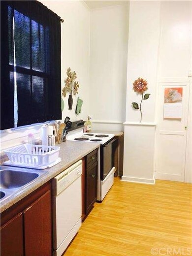 1128 W 3rd St, Chico, CA 95928 - photo 3