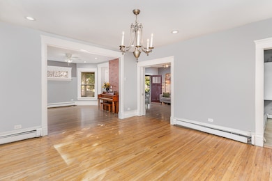 850 W Galena Blvd, Aurora, IL 60506 - photo 6