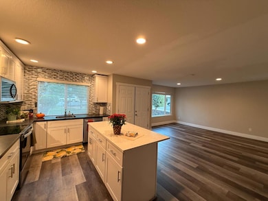 8317 Keyesport Way, Citrus Heights, CA 95610 - photo 7