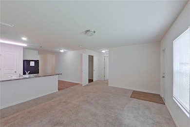 2920 NE 2nd Ave, Cape Coral, FL 33909 - photo 4