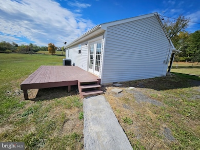 420 Twine Ln, Gore, VA 22637 - photo 7