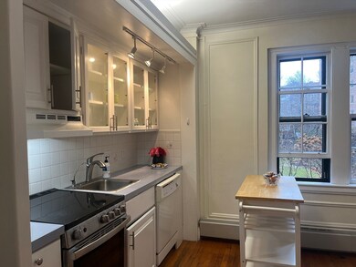 988 Memorial Dr unit 186, Cambridge, MA 02138 - photo 2