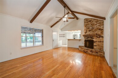 3911 Black Locust Dr, Houston, TX 77088 - photo 3