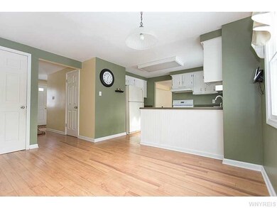 583 Fairmont Ave, North Tonawanda, NY 14120 - photo 2