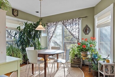 37 Milk St unit 6, Newburyport, MA 01950 - photo 5