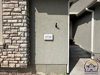 2728 SW Blue Stem Dr, Topeka, KS 66614 - photo 4