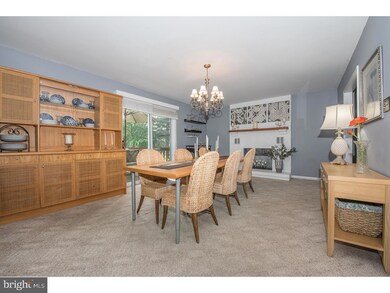 402 Karen Ln, Wallingford, PA 19086 - photo 2