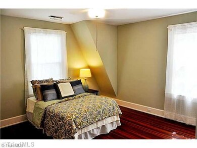 174 N Hawthorne Rd, Winston Salem, NC 27104 - photo 7