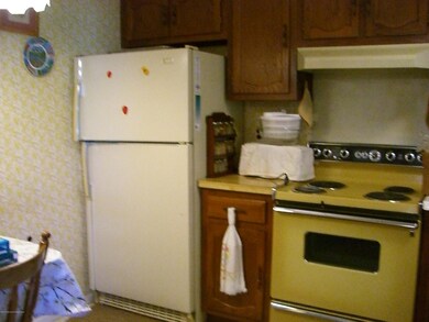 3 Vermont Ct. - Kitchen