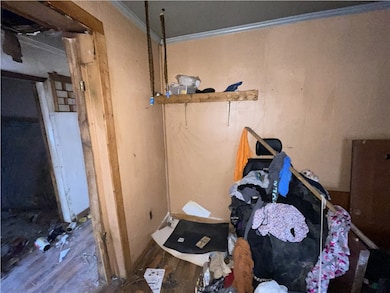 931 Maple St, Bristol, VA 24201 - photo 3