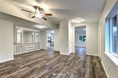 202 121st Place SE, Everett, WA 98208 - photo 2