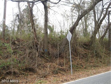 1250 Rollins Ave, Capitol Heights, MD 20743 - photo 2