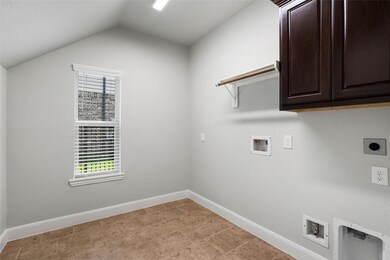 38 Estherwood Place, Magnolia, TX 77354 - photo 3