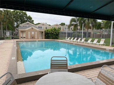 5150 Lake Loop Rd, Cooper City, FL 33330 - photo 5