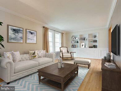 8210 Springfield Village Dr, Springfield, VA 22152 - photo 3