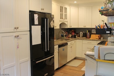 1 Silver Star Ct unit 2, Vernon, NJ 07462 - photo 3