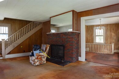 8 Birch St, Asheville, NC 28801 - photo 5