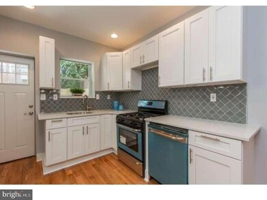 1327 S Taylor St, Philadelphia, PA 19146 - photo 4