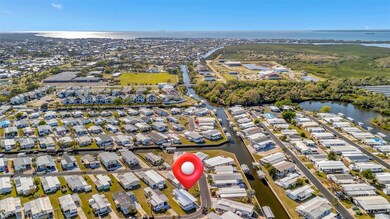 128 E Saint Johns Way, Apollo Beach, FL 33572 - photo 2