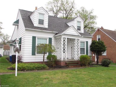 17518 Maple Heights Blvd, Maple Heights, OH 44137 - photo 5