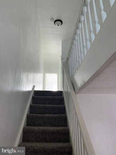 438 Mechanic St, Camden, NJ 08104 - photo 4