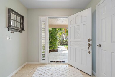 007-8WindsorLn-PalmBeachGardens-FL-small
