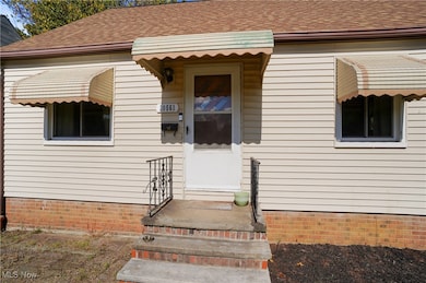 20561 Westport Ave, Euclid, OH 44123 - photo 6