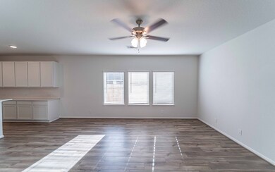 30333 Limber Pines Dr, Magnolia, TX 77355 - photo 4