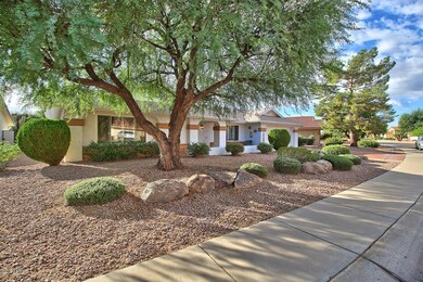 18833-N-GrandView-Dr-11