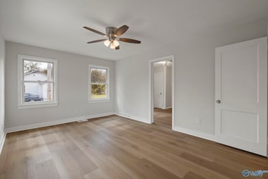 301 8th Ave NW, Decatur, AL 35601 - photo 4