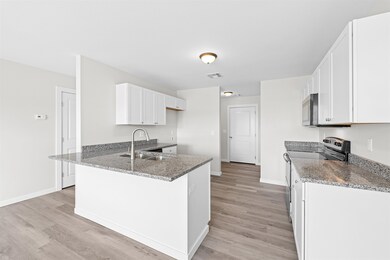 3014 Fountain Dr, Salina, KS 67401 - photo 5