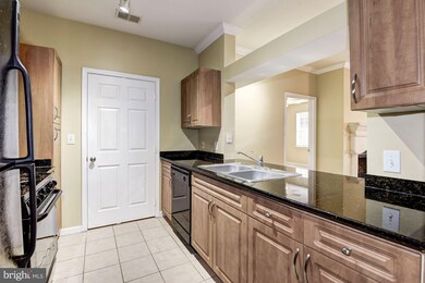 12956 Centre Park Cir unit 209, Herndon, VA 20171 - photo 6