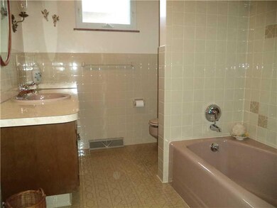 1210 Virginia Ave, Midland, PA 15059 - photo 4