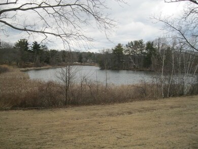 Executive House unit 307, Worcester, MA 01609 - photo 3