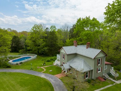 890 OPIE ARNOLD RD W/POOL #2