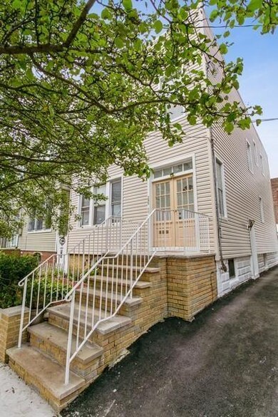 255 Lexington Ave, Jersey City, NJ 07304 - photo 2