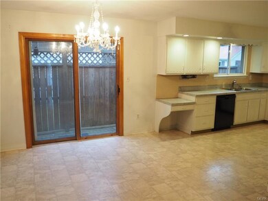 5172 Dewey St, Whitehall, PA 18052 - photo 6