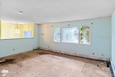 7521 Wade Cir, Anchorage, AK 99518 - photo 5