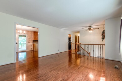 8705 Freida Ln-5