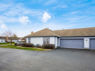 3782 Falls Circle Dr unit 25, Hilliard, OH 43026 - photo 3