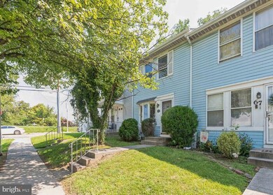 69 Cobber Ln, Baltimore, MD 21229 - photo 2